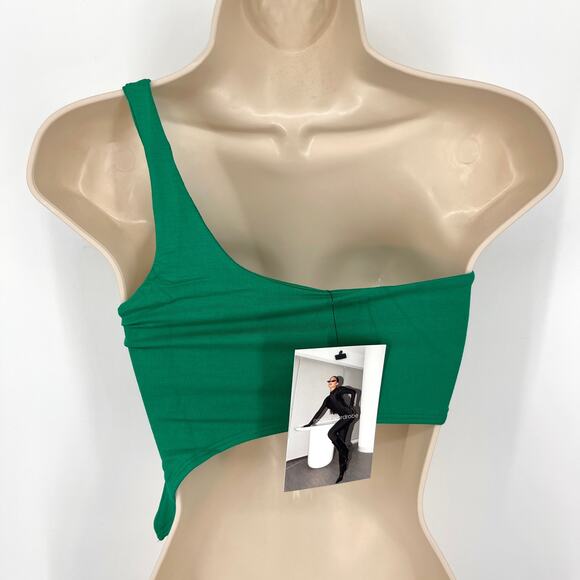 Naked Wardrobe Green Smooth Side Asymmetrical Crop Top NEW Sz M Style NW-T2619 - Picture 5 of 7